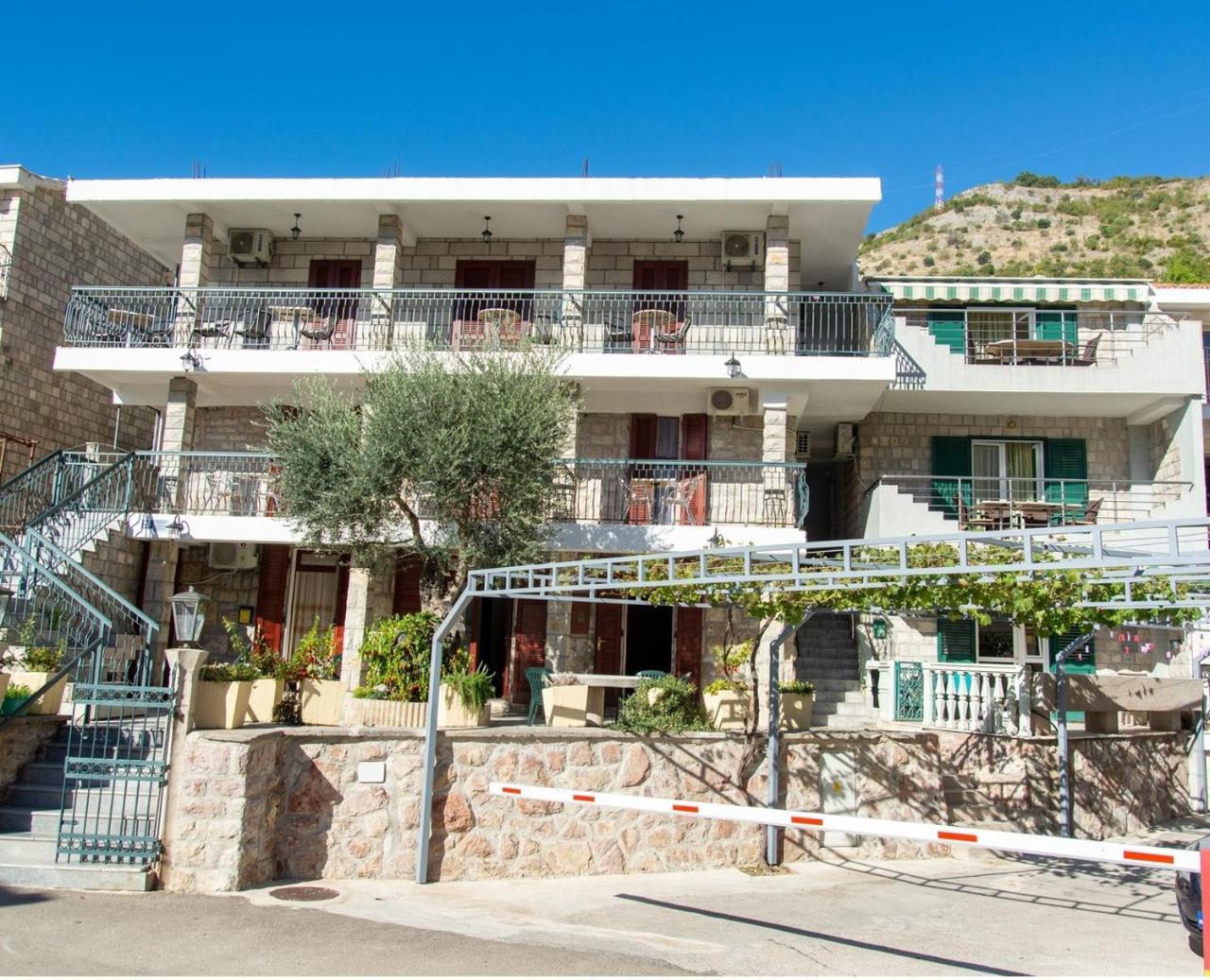 Apartmán Ivona 2 Sveti Stefan Exteriér fotografie